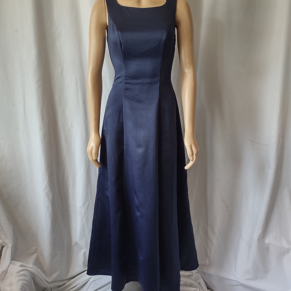 Vintage Jackie O Style Navy A-line Pleated Sleeveless Gown Low Back w Bow Size 6